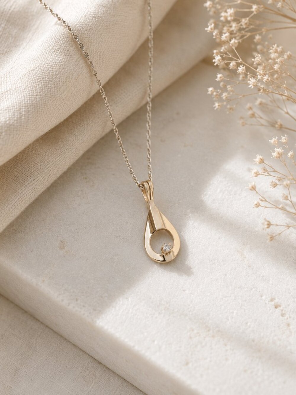 Vintage Sterling Silver Open Teardrop CZ Pendant Necklace 925